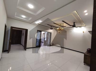 Lower Portion Available For Rent In Media Town
