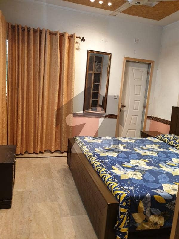 پی سی ایس آئی آر ہاؤسنگ سکیم لاہور میں 3 کمروں کا 5 مرلہ مکان 1.2 لاکھ میں کرایہ پر دستیاب ہے۔