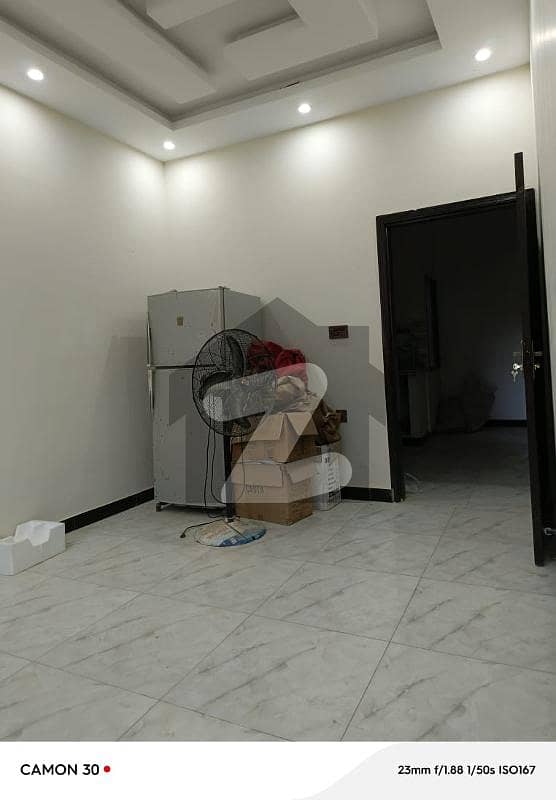 نارتھ ناظم آباد ۔ بلاک آر نارتھ ناظم آباد,کراچی میں 2 کمروں کا 4 مرلہ زیریں پورشن 32.0 ہزار میں کرایہ پر دستیاب ہے۔