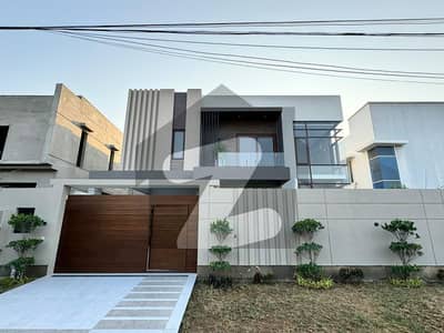 666 YARDS BRAND NEW EXTREMELY MODERN BUNGALOW FOR SALE IN DHA PHASE 8