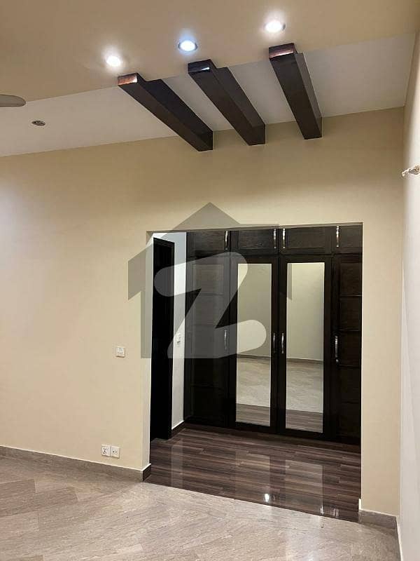 Cantt Properties Offers 1 Kanal Upper Portion For Rent In Phase 6