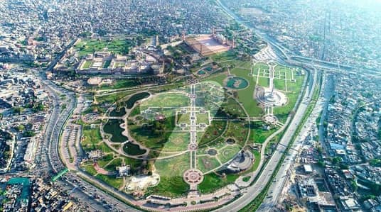 5 Marla Plot For Sale In Heart Of Lahore New Metro City