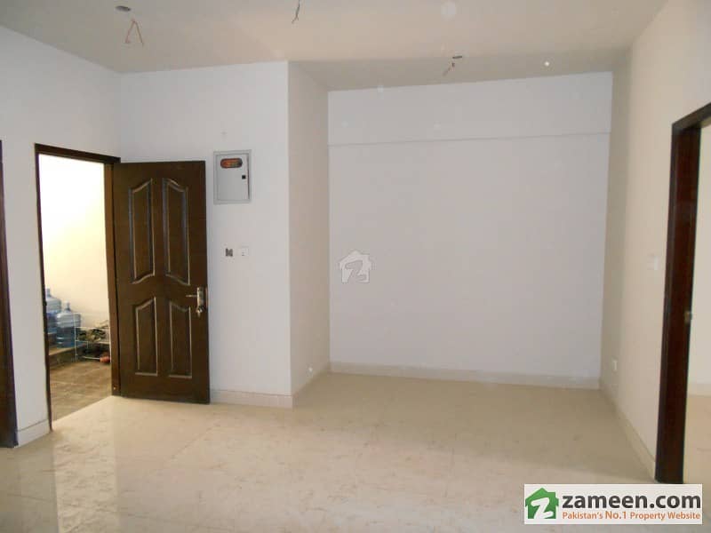 500 Sq/yd Portion For Rent In Phase 6
