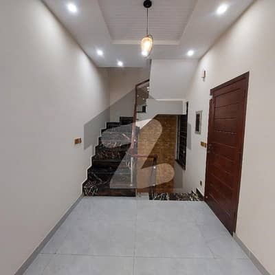 10 Marla House For Sale in Central Block Bahria Orchard