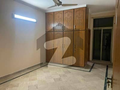 5 marla lower portion for rent johar town sher ali road very for family neat and clean