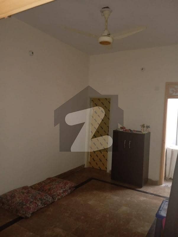 صائمہ عریبین ولاز گداپ ٹاؤن,کراچی میں 2 کمروں کا 3 مرلہ فلیٹ 55.0 لاکھ میں برائے فروخت۔