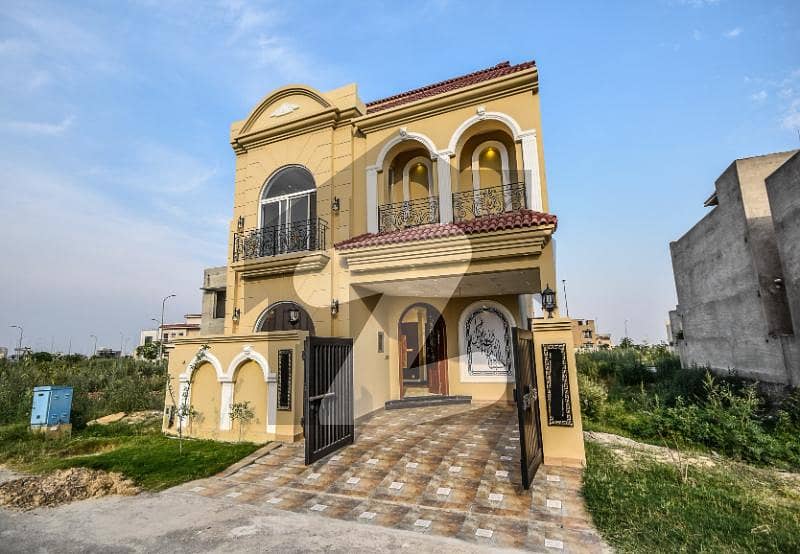 6 Marla Brand New Luxury For Rent Top Location Of DHA 9 Town Lahore