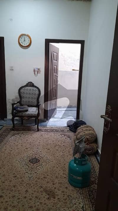 بنی گالہ اسلام آباد میں 3 کمروں کا 4 مرلہ مکان 1.2 کروڑ میں برائے فروخت۔