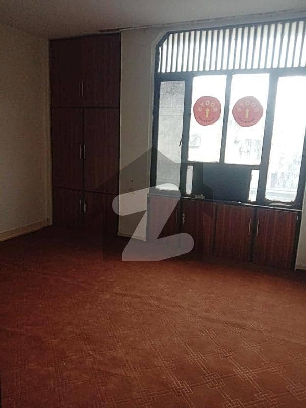 4 Marla Commercial Office On 2nd Floor For Rent