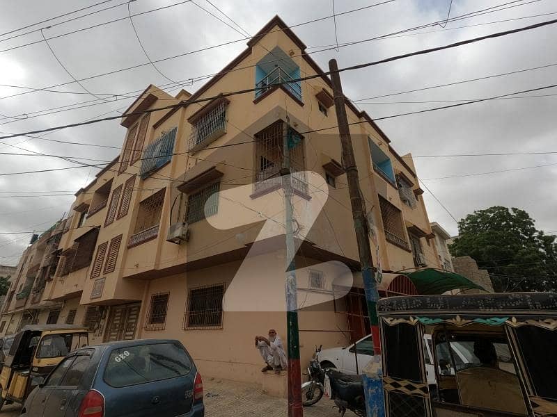 Corner In North Nazimabad - Block D Lower Portion For Rent Sized 1600 Square Feet