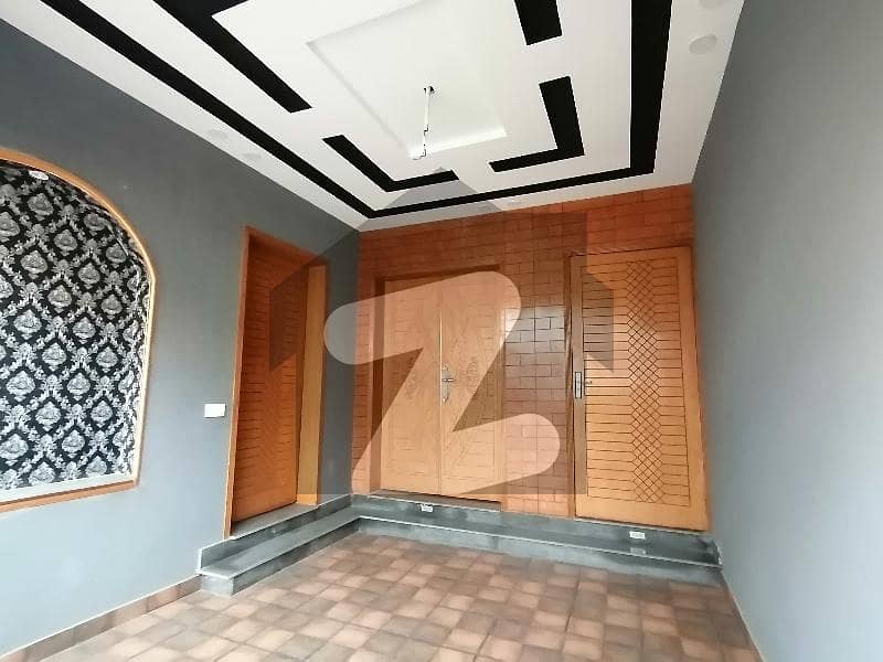 House For Grabs In 4 Marla Lahore