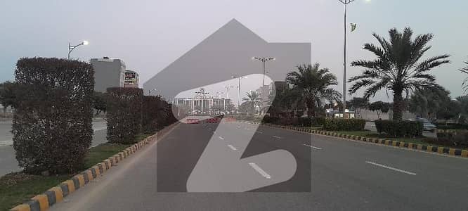 Get In Touch Now To Buy A Prime Location Commercial Plot In New Lahore City