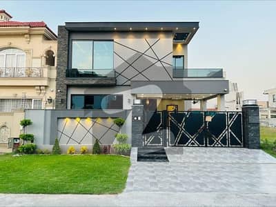 10 MARLA HOUSE FOR SALE IN DHA PHASE 8 EX PARK VIEW