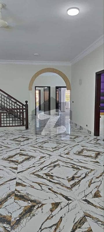Exquisite Fully Renovated 2+4 Bungalow for Rent in DHA Phase 7
