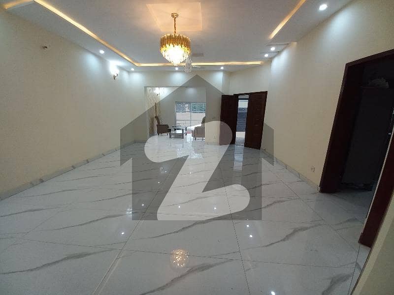 10 Marla Upper Portion For Rent In Nargis Block Bahria Town Lahore