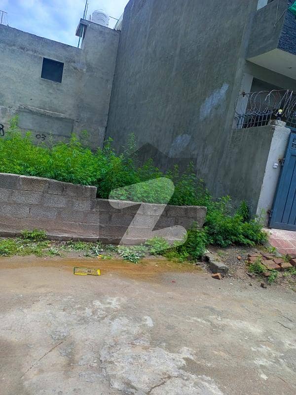 5 marla plot available for sale main paris city e block carpetes road water electricity available.