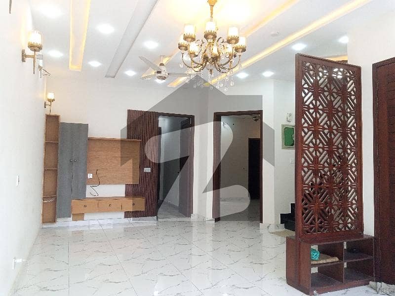 پارک ویو سٹی لاہور میں 4 کمروں کا 5 مرلہ مکان 2.05 کروڑ میں برائے فروخت۔