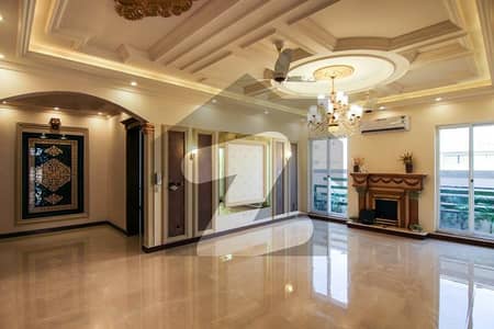 10 Marla Luxury Design House For Sale In DHA Ph 7 Near By Park And McDonald'S