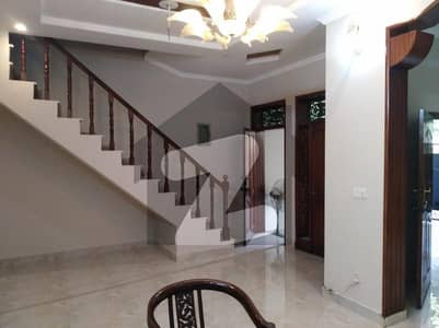 05 Marla Owner Build Available For Sale In J2 Block Johar Town