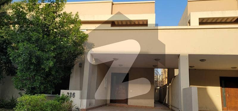Quaid Villas 200sq yd Close to Entrance of BTK 3Bed One Unit Villas FOR SALE