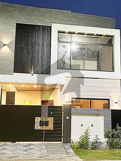 5 Marla Luxury House Brand new For Rent