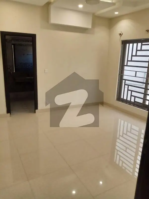 9.5 marla new unfurnished house available for sale in bahria town phase 8