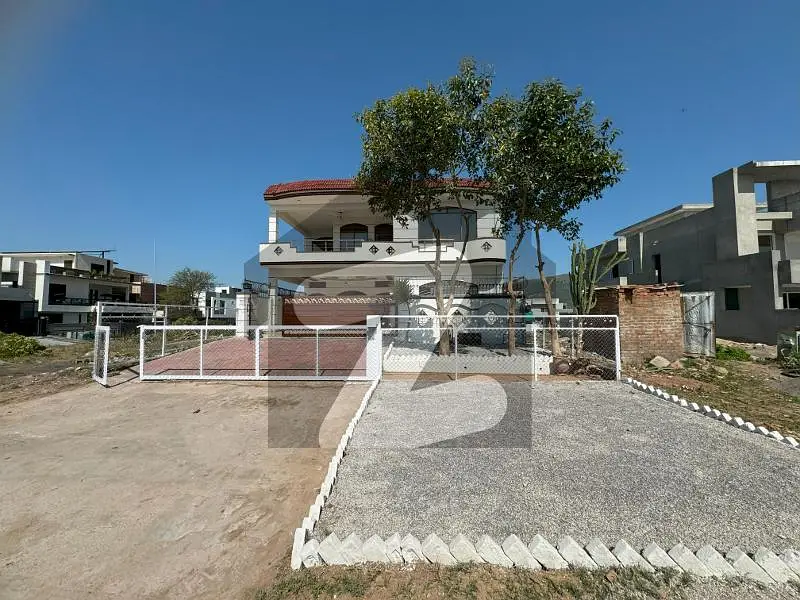 14 Marla 03 Story House for Sale in D-12