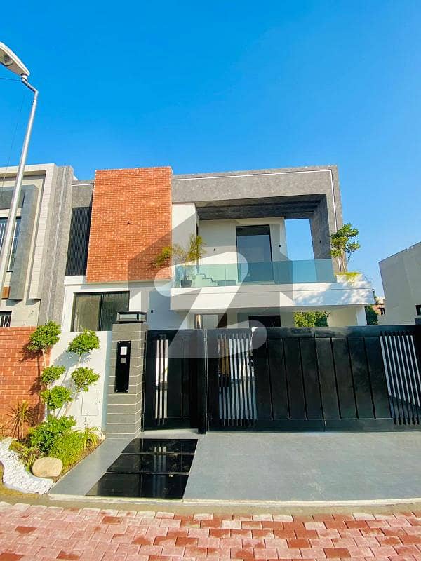 10 Marla Brand New Lawish Next Generation House For Sale In Ghaznavi Block Near To Eiffel Tower, Near To Imtiaz Mall, Near To PSO Punp, Near To Timmy,S Demand @450
