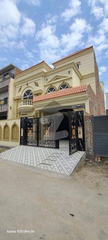 کینال روڈ رحیم یار خان میں 5 کمروں کا 7 مرلہ مکان 2.2 کروڑ میں برائے فروخت۔
