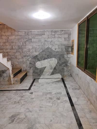 ارباب سبز علی خان ٹاؤن ایگزیکٹو لاجز ارباب سبز علی خان ٹاؤن,ورسک روڈ,پشاور میں 8 کمروں کا 5 مرلہ مکان 60.0 ہزار میں کرایہ پر دستیاب ہے۔