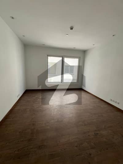 Brand New 3 Bed Duplex Facing Park Apartment Available For Rent