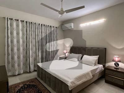 ONE BED LUXURY FIRNISHED APARTMENT FOR RENT IN GULBERG GREEN ISLAMABAD