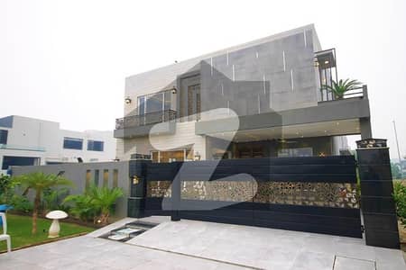 1 Kanal Modern Designer House For Sale At Good Location Of Phase 6
