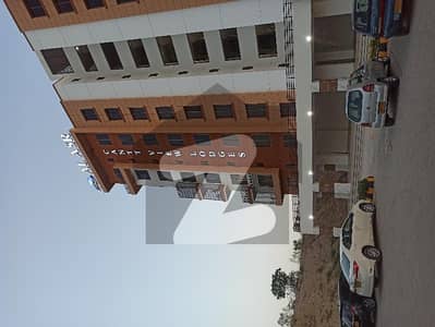 Road facing corner 8th floor 2400sqft leased paid 4bedDD on main MA Jinnah road
CANTT VIEW LODGES