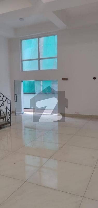 8 Bedrooms Brand New Duplex Super Luxurious Apartment For Rent At Prime Location Of Clifton Block 7