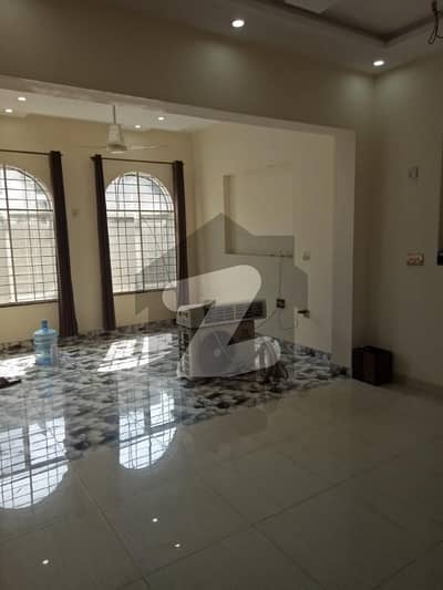 5 Marla Ground Floor Portion For Rent In Khayaban E Amin
