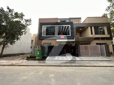 5 MARLA BEAUTIFUL BRAND NEW LUXRY HOUSE FOR SALE IN JINNAH BLOCK SECTOR E BAHRIA TOWN LAHORE