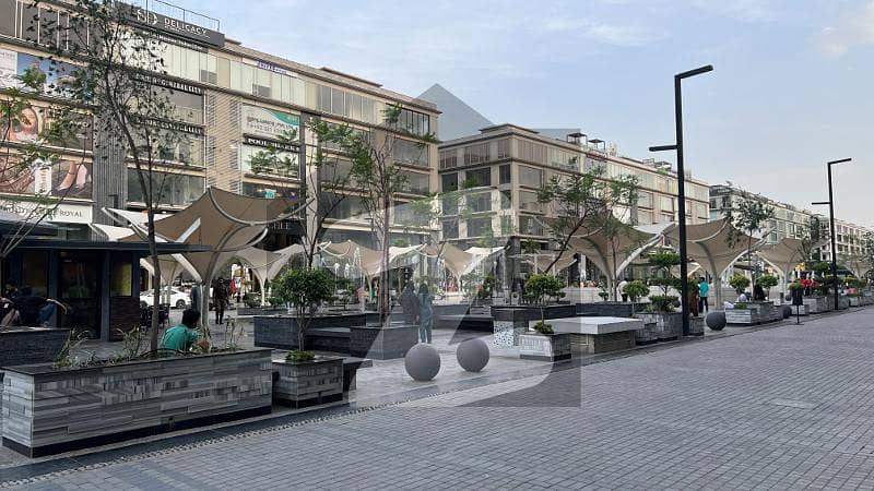 Facing Golf, Premium 8 Marla Commercial Building for Sale in DHA Fairways Commercial