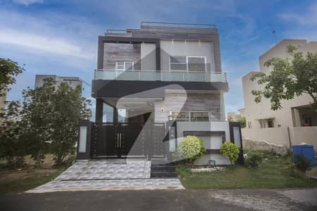 5 Marla Ultra Modern House Very Prime Location Near By Park Market And Mosque Available For Sale DHA 9 Town