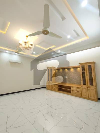 Brand New 14 Marla Luxury Upper Portion For Rent In Islamabad G. 13