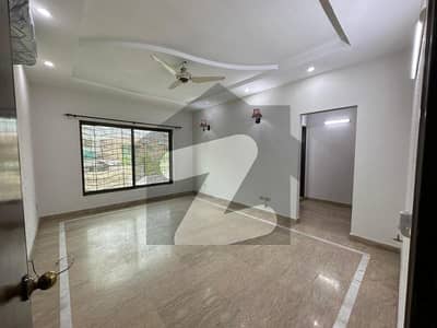 1 kanal Well Maintained upper portion available for rent in DHA Phase 3