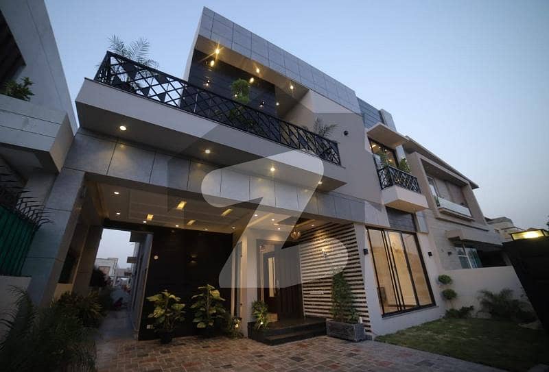 8 MARLA BRAND NEW MODERN STYLE BANGLOW FOR pHASE 9 DHA PHASE 9 TOWN