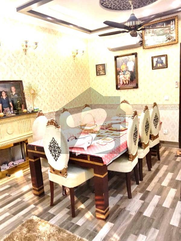 ایڈن سٹی ایڈن,لاہور میں 5 کمروں کا 10 مرلہ مکان 4.5 کروڑ میں برائے فروخت۔