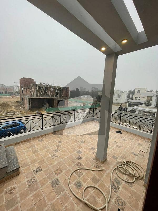 10 MARLA BRAND NEW BEAUTIFUL UPPER PORTION FOR RENT IN BAHRIA TOWN LAHORE