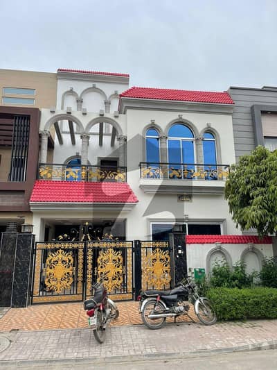 5 Marla New House For Rent In Sector C