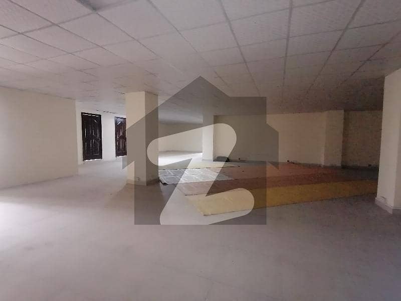 4200 Square Feet Office In Gulberg Of Lahore Is Available For rent