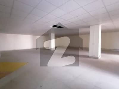 Investors Should rent This Office Located Ideally In Gulberg