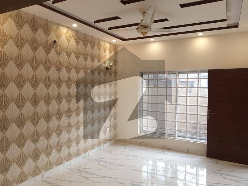 10 MARLA HOUSE FOR SALE IN UET HOUSING SOCIETY