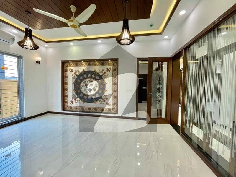Bungalow For Sale *Code(11895)*