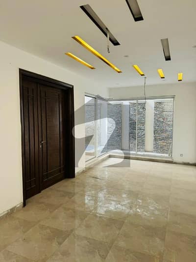 5 Marla House only 1.5 CR Brand New